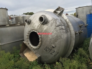 10127 - 8,000 LITRE STAINLESS STEEL STEAM JACKETED  TANK