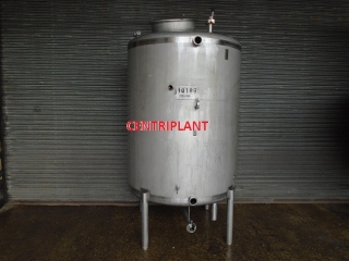 10198 - 1,800 LITRE VERTICAL STAINLESS STEEL TANK