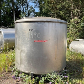 11990 - 8,000 LTR STAINLESS STEEL TANK