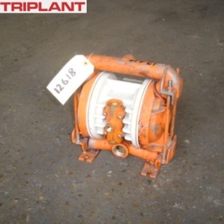 12618 - WILDEN 1in STN/STL 316 DIAPHRAGM PUMP,TYPE M2,