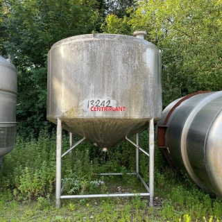 13242 - 10,000 LITRE STAINLESS STEEL TANK INSULATED AND CLAD WITH STAINLESS STEEL