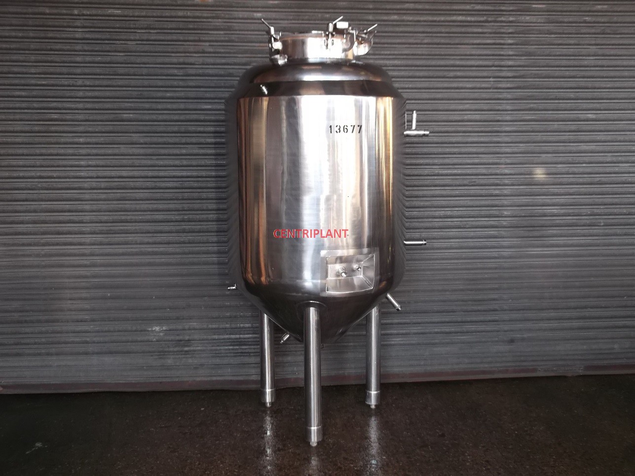 13677 - 550 LITRE CHILLED JACKETED INSULATED AND CLAD WITH STAINLESS STEEL TANK