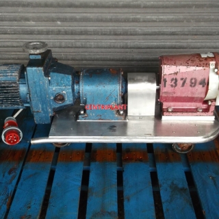 13794 - IBEX VARIABLE SPEED STAINLESS STEEL LOBE PUMP 2in  RJT CONNECTIONS