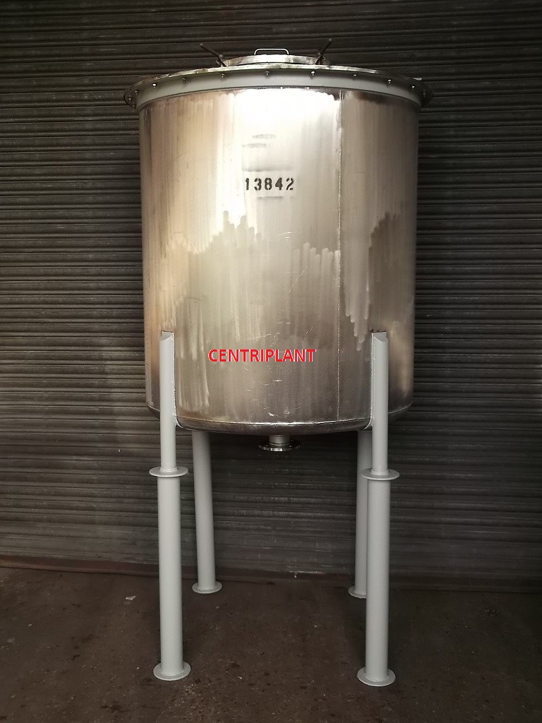 13842 - 1,250 LITRE STAINLESS STEEL OPEN  TOP TANK