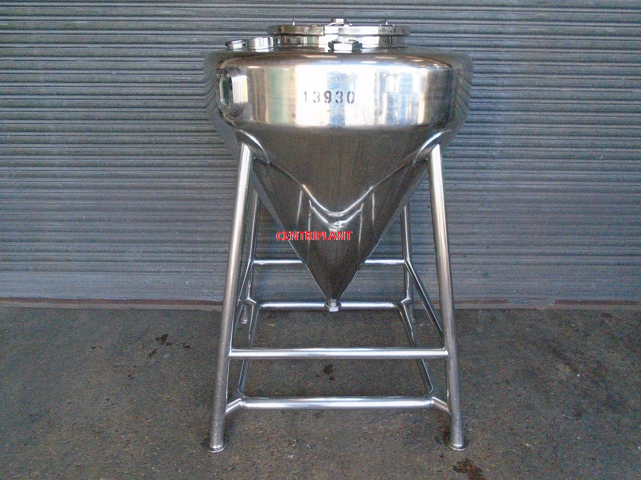 13930 - 500 LITRE 316 STAINLESS STEEL TANK