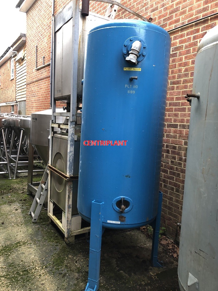 14033 - 1,100 LITRE MILD STEEL AIR RECEIVER