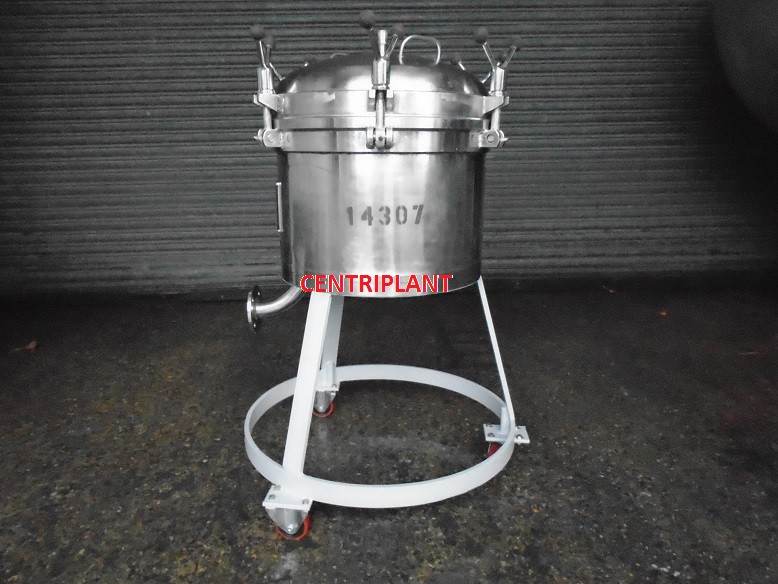 14307 - CALMIC STAINLESS STEEL FILTER TANK MODEL WO 9268 45/L/7