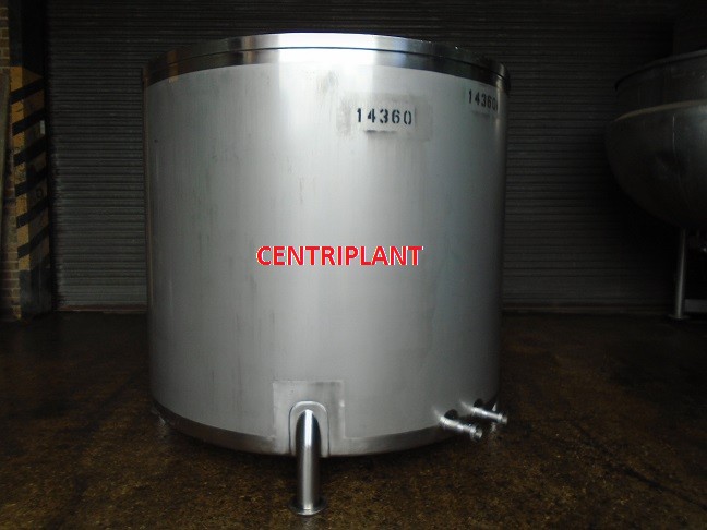 14360 - 2,260 LITRE STAINLESS STEEL OPEN TOP TANK FITTED WITH INTERNAL COIL