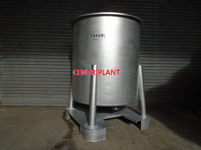 14409 - 1,100 LITRE STAINLESS STEEL OPEN TOP TANKS