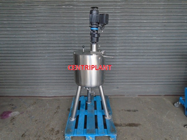 14443 - 67 LITRE STEAM JACKETED MIXING TANK