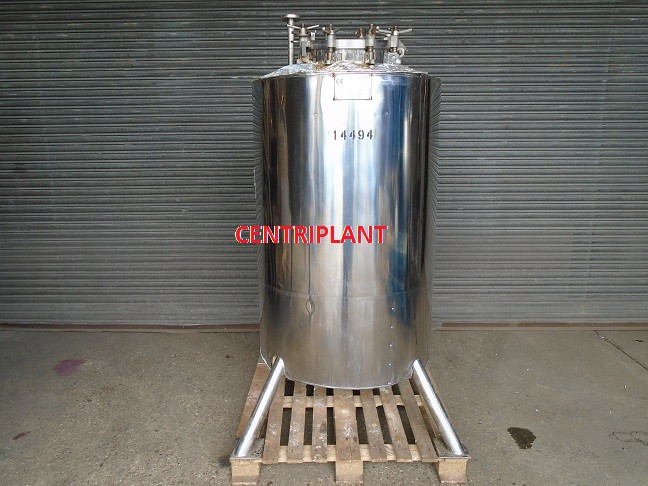 14494 - 500 LITRE STAINLESS STEEL F/ V VACUUM/ PRESSURE JACKETED PRESSURE TANK, INSULATED AND CLAD.