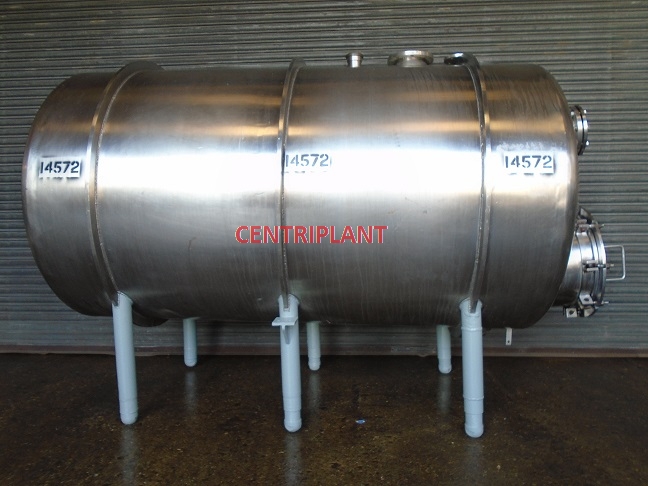 14572 - 3,250 LITRE STAINLESS STEEL HORIZONTAL PRESSURE / VACUUM TANK