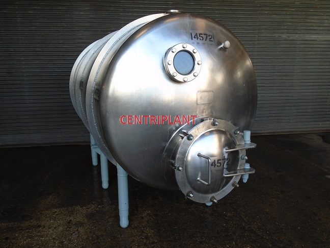 14572 - 3,250 LITRE STAINLESS STEEL HORIZONTAL PRESSURE / VACUUM TANK