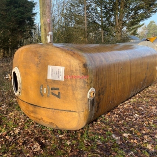 14621 - 10,000 LITRE HORIZONTAL FIBRE GLASS TANK