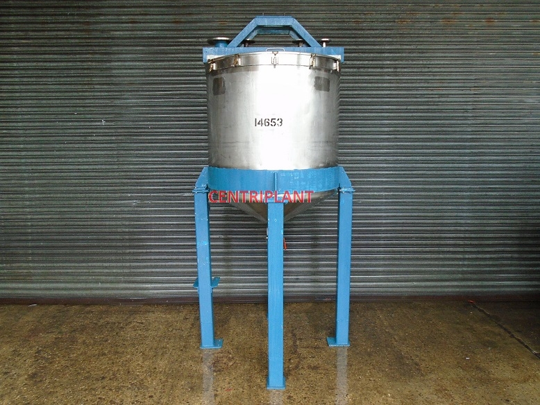 14653 - 830 LITRE STANLESS STEEL OPEN TOP TANK WITH CONICAL BASE