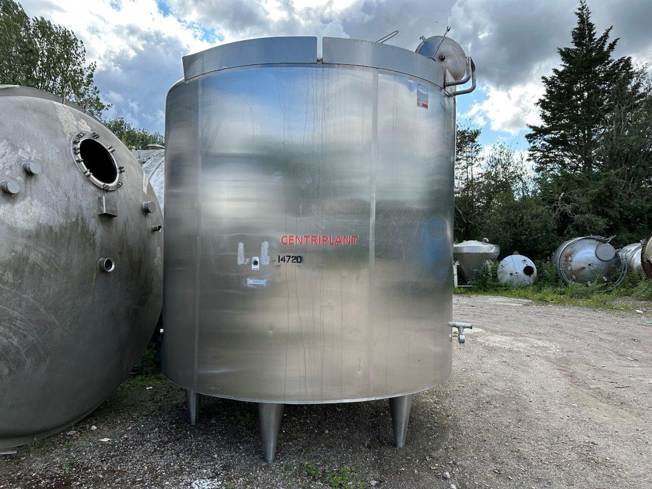 14720 - 13,500 LITRE STAINLESS STEEL 316 GRADE JACKETED AND INSULATED TANK