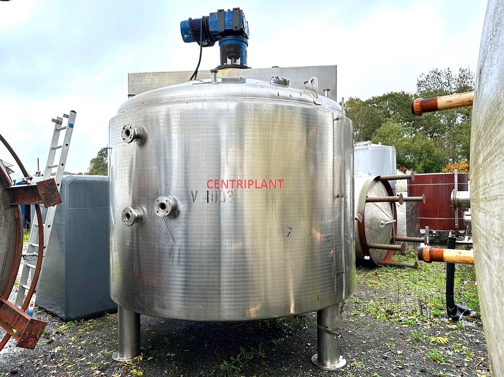 14740 - 10,300 LITRE STAINLESS STEEL STEAM JACKETED MIXING TANK