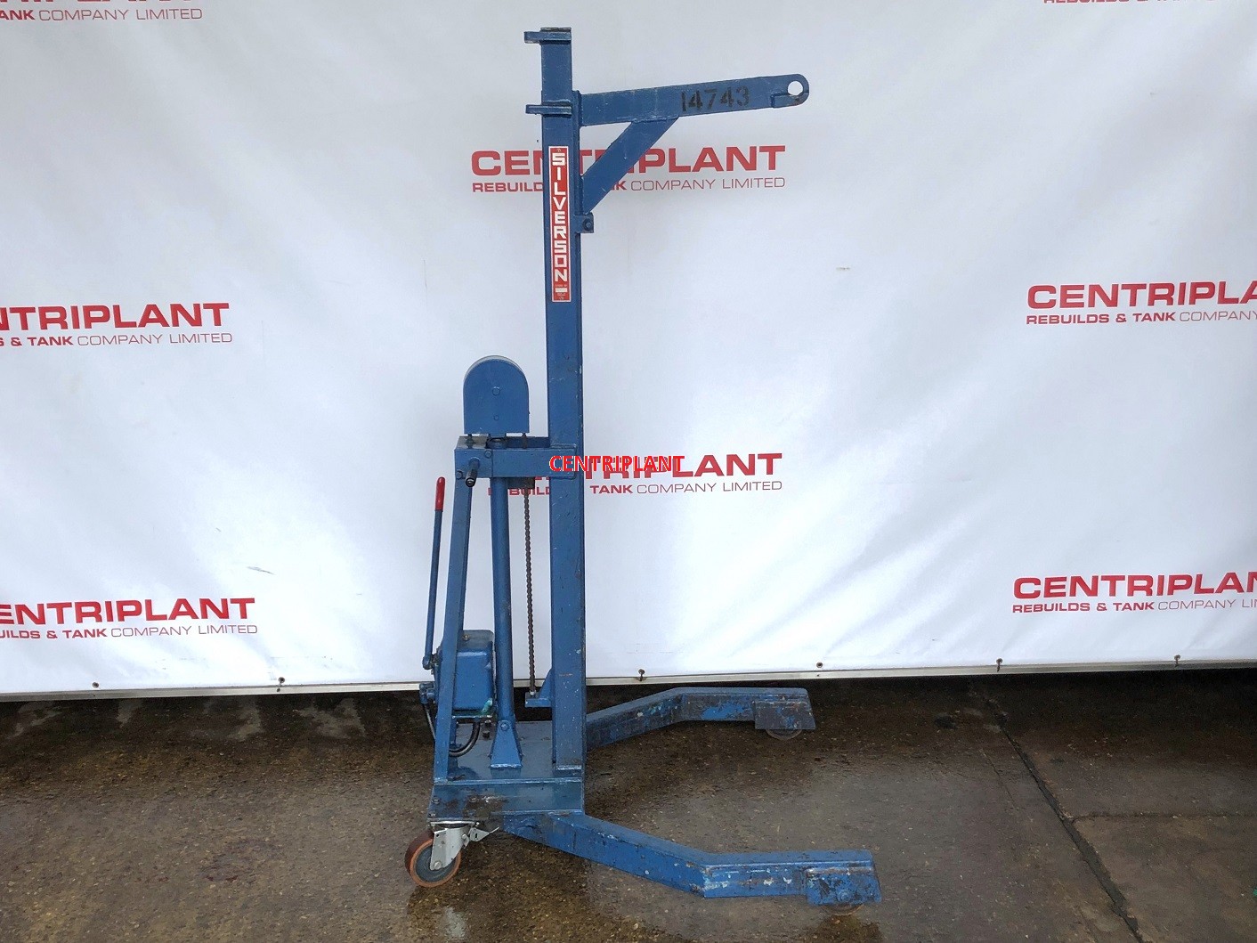 14743 - SILVERSON HYDRAULIC MOBILE STAND