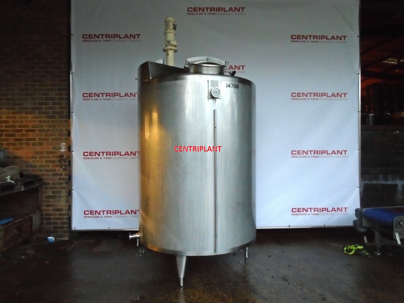 14768 - 3,000 LITRE STAINLESS STEEL JACKETED MIXING TANKS