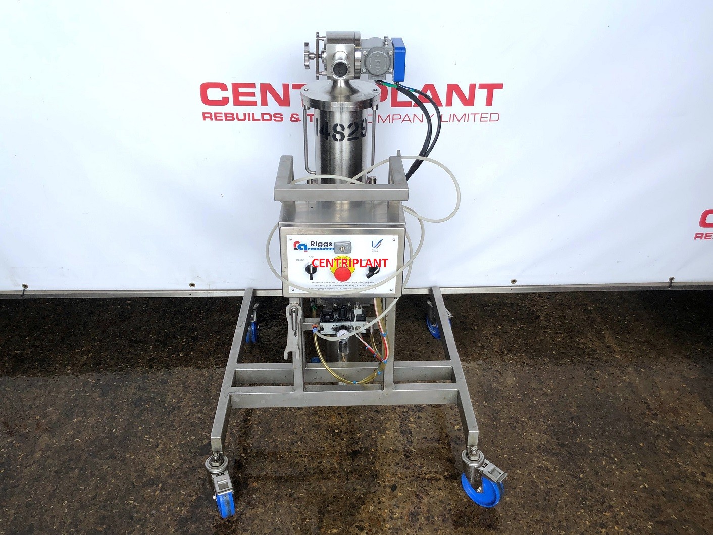 14829 - RIGGS SINGLE HEAD FILLING VOLUMETRIC FILLING MACHINE 200ML - 2,500ML