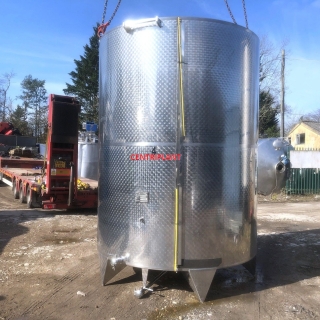 15069 - 13,500 LITRE VERTICAL STAINLESS STEEL TANKS