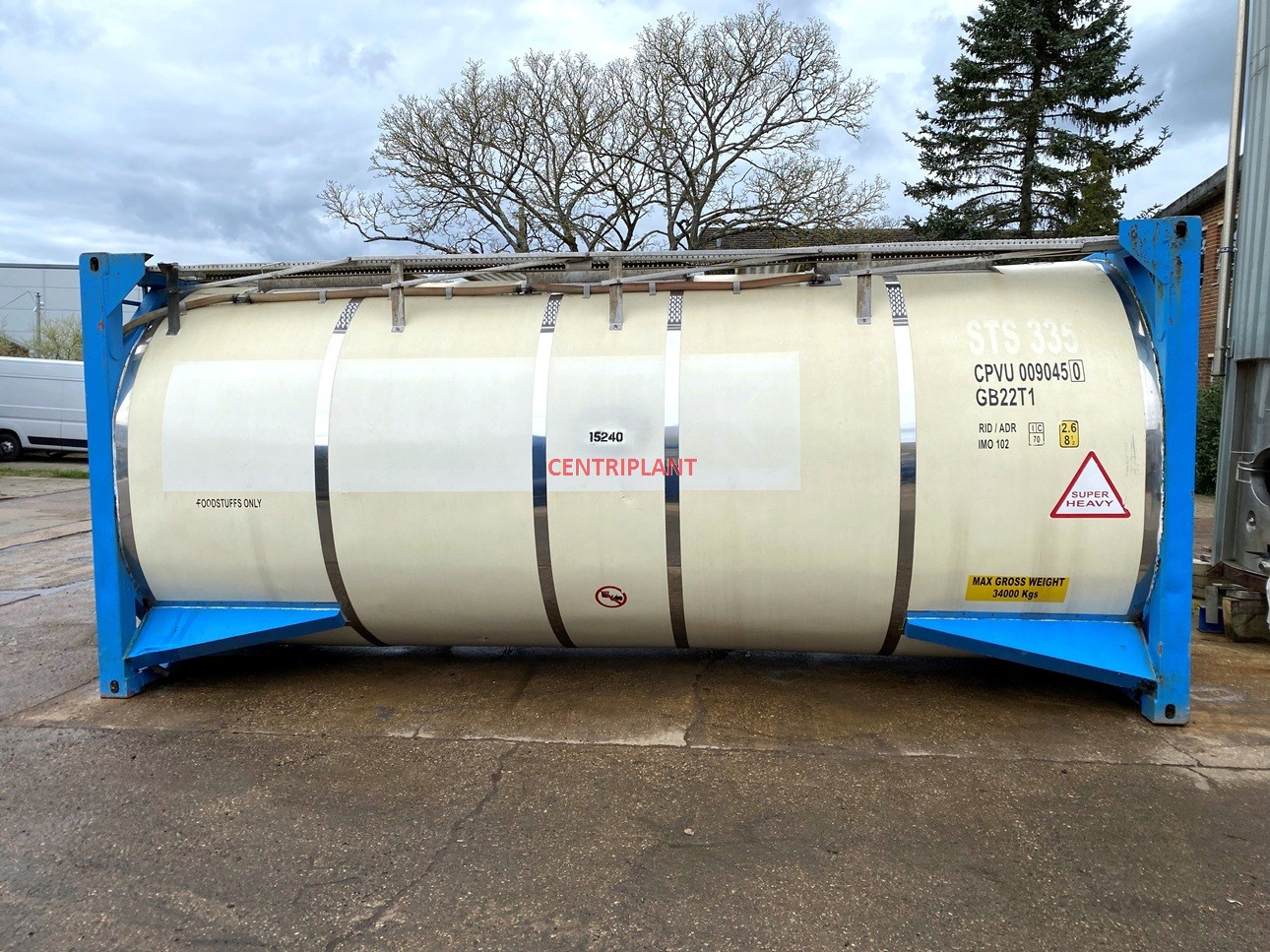 15240 - 24,590 LITRE STAINLESS STEEL ISO TANK INSULATED AND CLAD