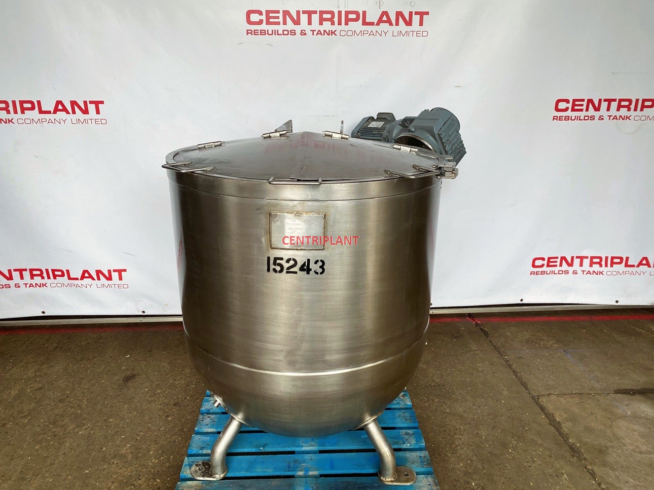 15243 - 500 LITRE STAINLESS STEEL JACKETED SIDE SCRAPE ANCHOR HEMISPHERICAL MIXING TANK 1.5 KW