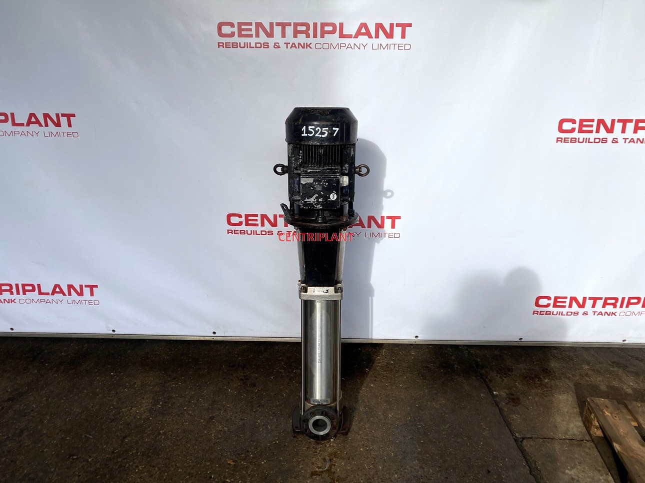 15257 - GRUNFOS STAINLESS STEEL MULTISTAGE PUMP. TYPE CRN32 8 A-F-GI-V-EUEV 15KW