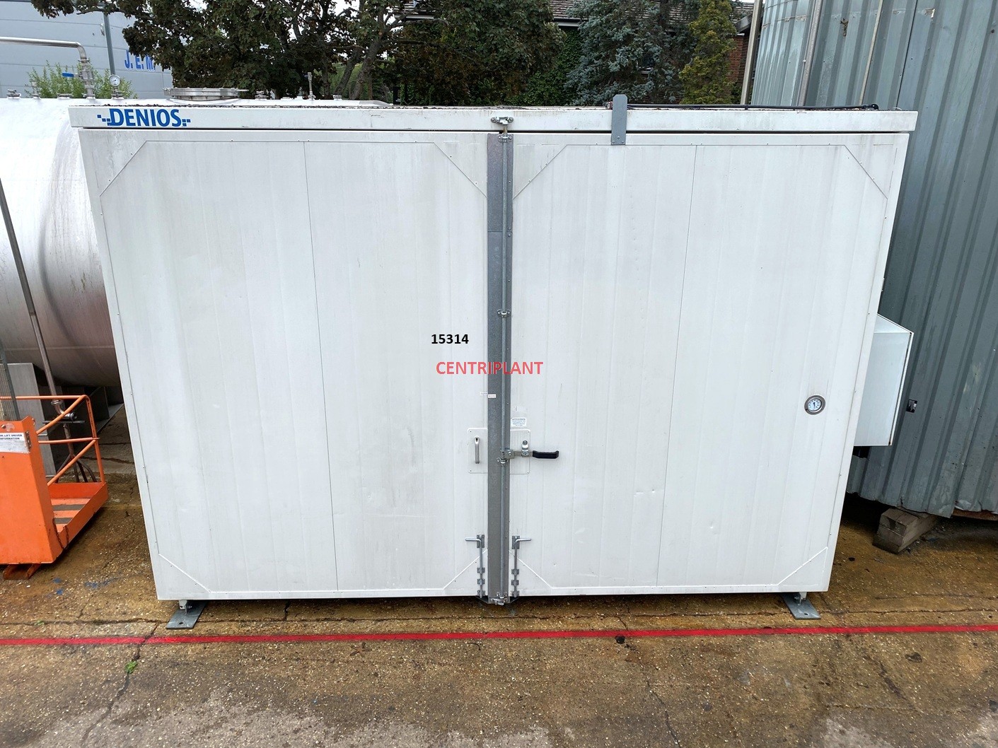15314 - DENIOS 6 PALLET ELECTRICAL HEATED HOT BOX