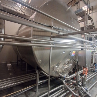 15356 - 40,000 LITRE STAINLESS STEEL HORIZONTAL TANKS