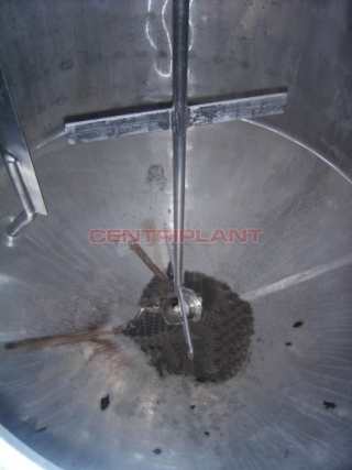 8364 - 2,250 LITRE STAINLESS STEEL WATER  JACKETED MIXING TANK