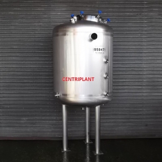 95947 - 820 LITRE VERTICAL STAINLESS STEEL TANK