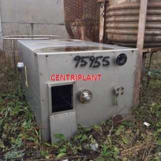 95955 - 4,500 LITRE SQUARE VERTICAL STAINLESS STEEL TANK