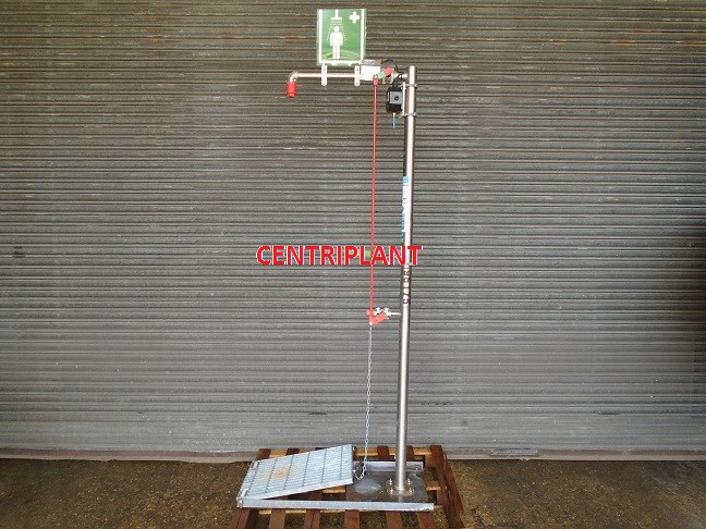 96175 - HUGHES STAINLESS STEEL SAFETY SHOWERS