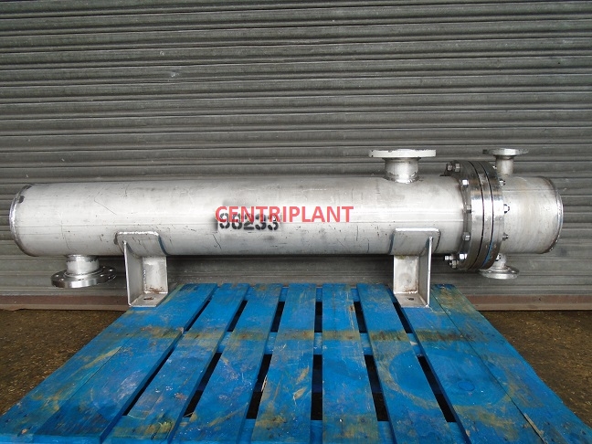 96233 - 600 LITRE STAINLESS STEEL TANK