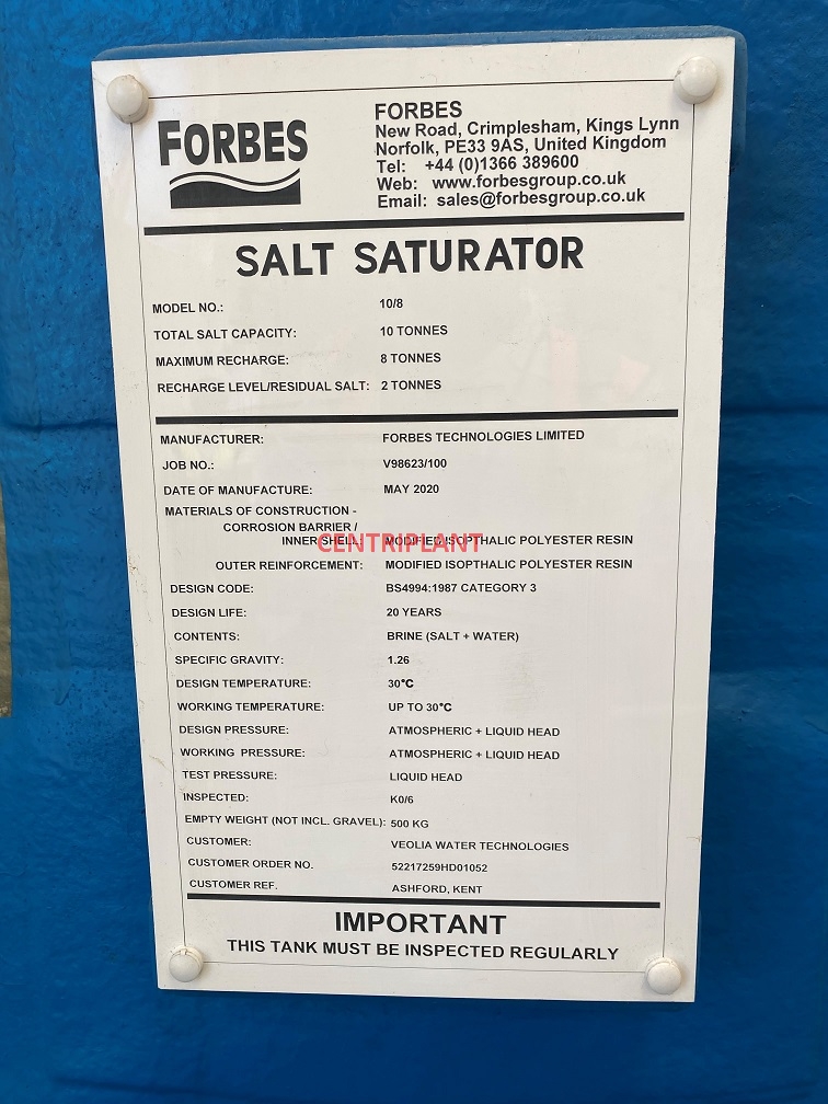 96291 - 10,000 LITRE FORBES FIBRE GLASS TANK + SALT DOSING PUMPS