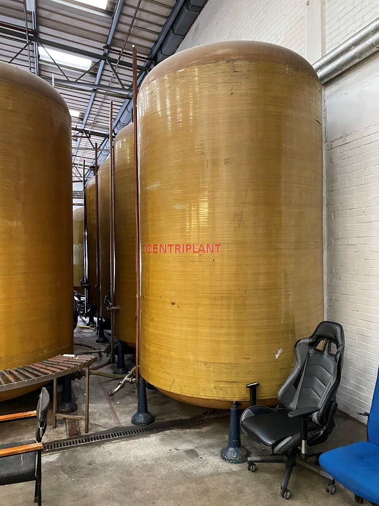 96422 - 10,000 LITRE VERTICAL FIBRE GLASS TANKS