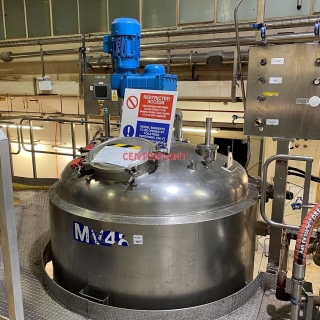 96498 - 4,500 LITRE GRADE 316 L STAINLESS STEEL  STEAM JACKETED MIXING TANK