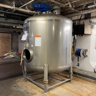 96514 - 5,000 LITRE VERTICAL STAINLESS STEEL 316 MIXING TANK