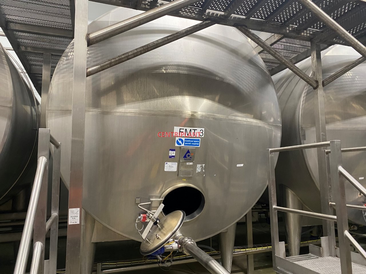 96690 - 26,500 LITRE HORIZONTAL STAINLESS STEEL TANK INSULATED AND CLAD WITH STAINLESS STEEL